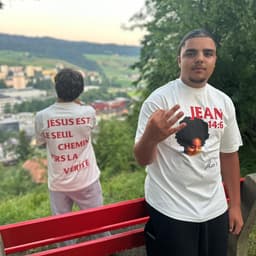 T-Shirt - Jean 14:6 - Thumbnail 1